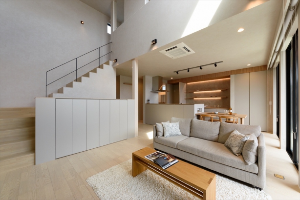   株式会社 結－YUI－｜人の思いをデザインする、富山の注文住宅の施工事例 縦横に広がる空間を楽しむ家
