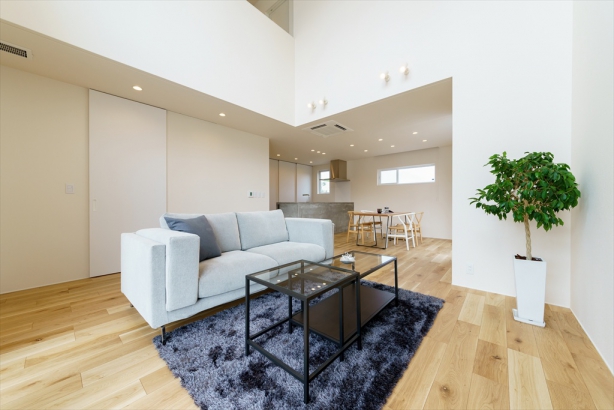   株式会社 結－YUI－｜人の思いをデザインする、富山の注文住宅の施工事例 アートを感じるインナーガレージの家