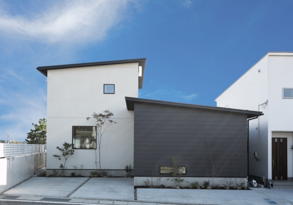   株式会社 家元 IEMOTO  | 富山 デザイン注文住宅の施工事例 自分でつくる　私の家だから