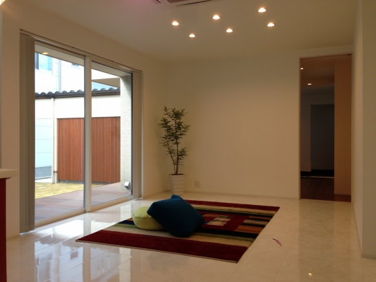   株式会社 家元 IEMOTO  | 富山 デザイン注文住宅の施工事例 庭のある暮らし