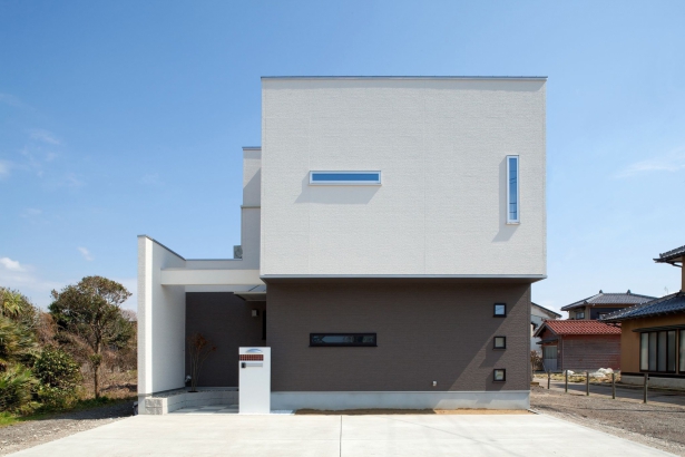   株式会社 家元 IEMOTO  | 富山 デザイン注文住宅の施工事例 市松模様で飾る家