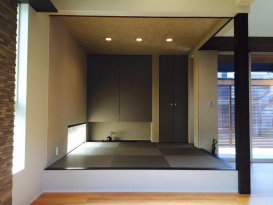  株式会社 家元 IEMOTO  | 富山 デザイン注文住宅の施工事例 美を追求した家