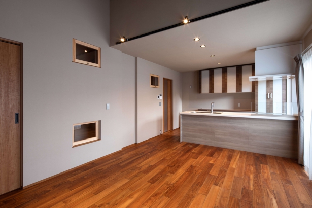 子世帯LDK 株式会社 家元 IEMOTO  | 富山 デザイン注文住宅の施工事例 ちょうどいい距離感のある家