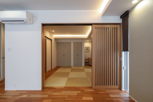   株式会社 家元 IEMOTO  | 富山 デザイン注文住宅の施工事例 大屋根平入の家