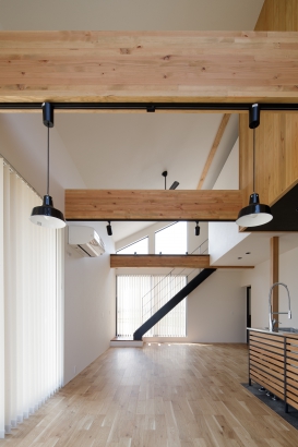   株式会社 家元 IEMOTO  | 富山 デザイン注文住宅の施工事例 水平な家