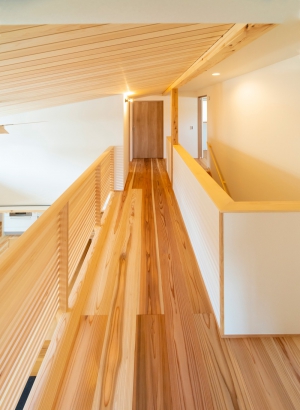   木の香㈱前川建築の施工事例 楽しく暮らす家