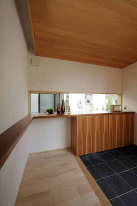   SHOEI 正栄産業(株)｜富山のデザイン新築注文住宅・セミオーダー住宅の施工事例 SHOEIの家「板張りの美しい、開放感のあるお家」