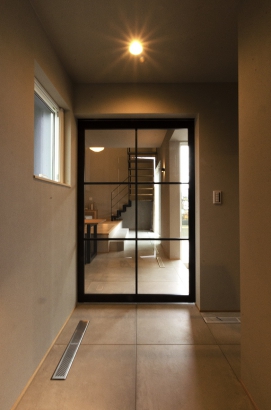   SHOEI 正栄産業(株)｜富山のデザイン新築注文住宅・セミオーダー住宅の施工事例 SHOEIの家「開放的な土間のある家」