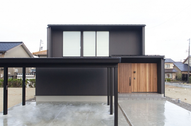   SHOEI 正栄産業(株)｜富山のデザイン新築注文住宅・セミオーダー住宅の施工事例 SHOEIの家「夫婦の時間を大切に過ごす、アドバイザーの家」