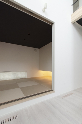   SHOEI 正栄産業(株)｜富山のデザイン新築注文住宅・セミオーダー住宅の施工事例 SHOEIの家「白を基調とした静かな家」