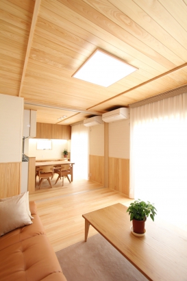   デキノヤホーム｜富山県 ｜木の家づくりの施工事例 現代和風にこだわる「桧の家」