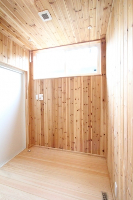   デキノヤホーム｜富山県 ｜木の家づくりの施工事例 エアコン一台で年中快適に過ごせる家
